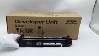 أصلح جودة طباعة Kyocera باستخدام وحدة المطور DV 5230